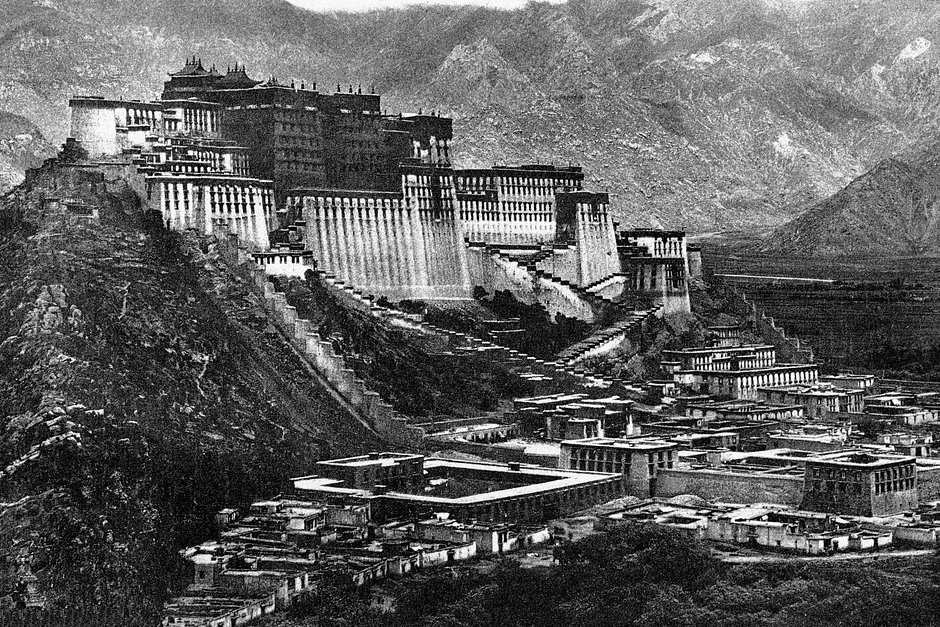 Город Лхаса в Тибете, 22 апреля 1942 года