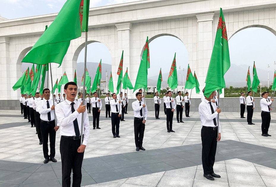 Церемония открытия нового города Аркадаг, Туркмения, 29 июня 2023 года