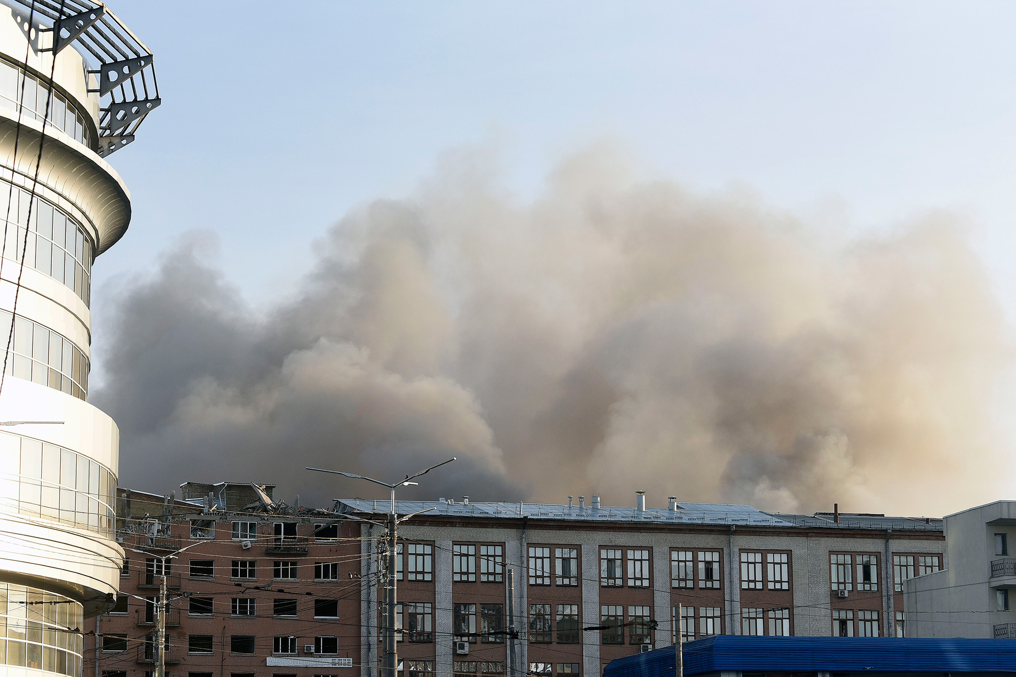 В Киеве гремят взрывы. Что известно о последствиях в городе: Украина:  Бывший СССР: Lenta.ru