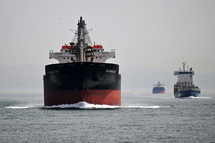 В Турции отбуксировали второй следовавший в Россию танкер