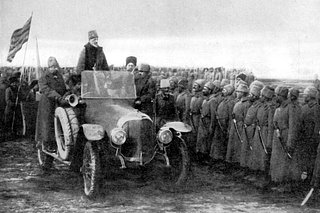 Командующий Кавказским фронтом великий князь Николай Николаевич поздравляет русские войска после взятия Эрзурума, 1916 год