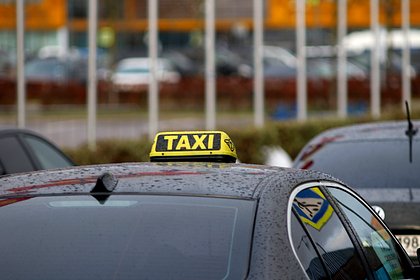 Таксистка спасла почти два миллиона рублей пенсионерки от мошенников