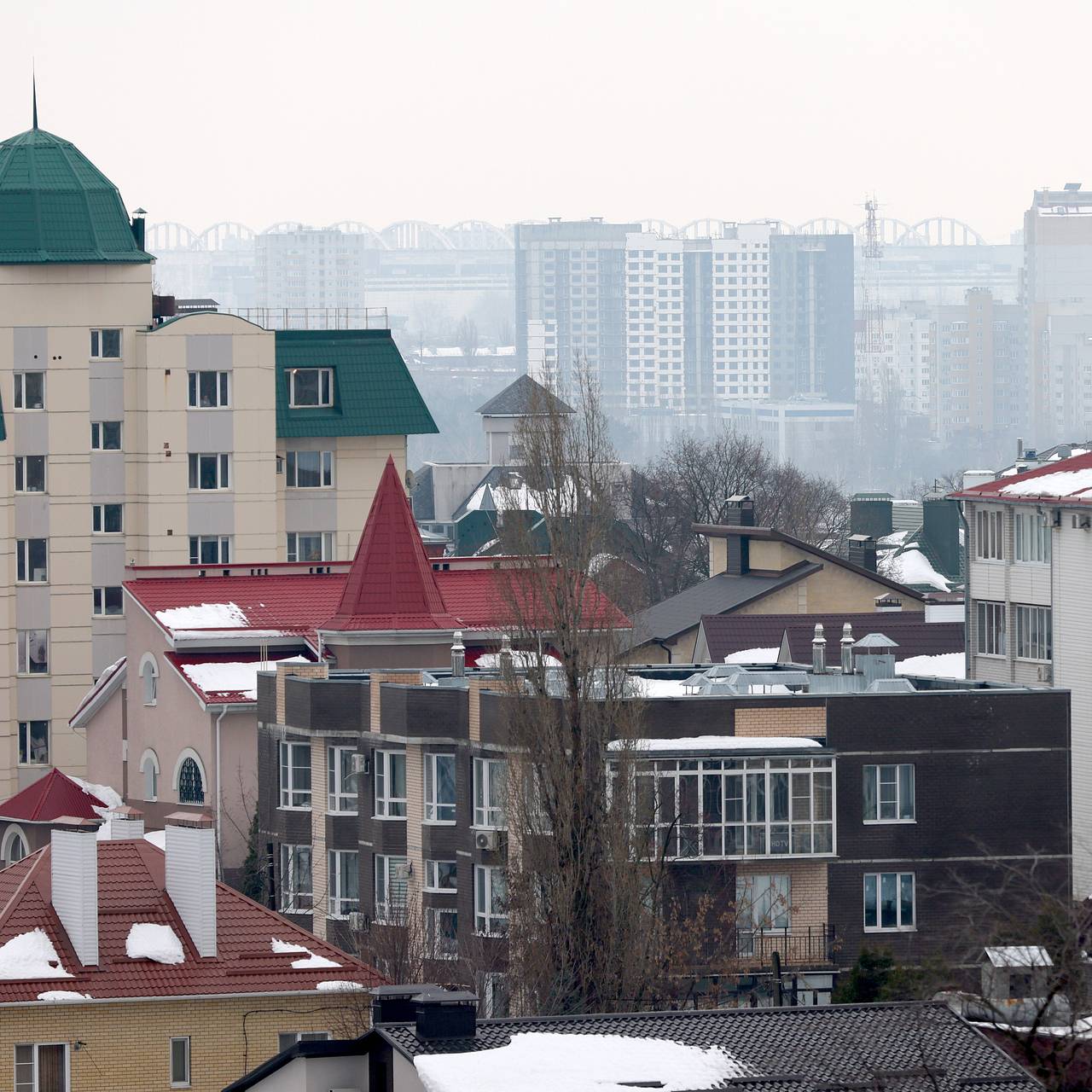 Опубликованы фото из квартиры в Воронеже после прилета обломков украинского  БПЛА: Происшествия: Россия: Lenta.ru