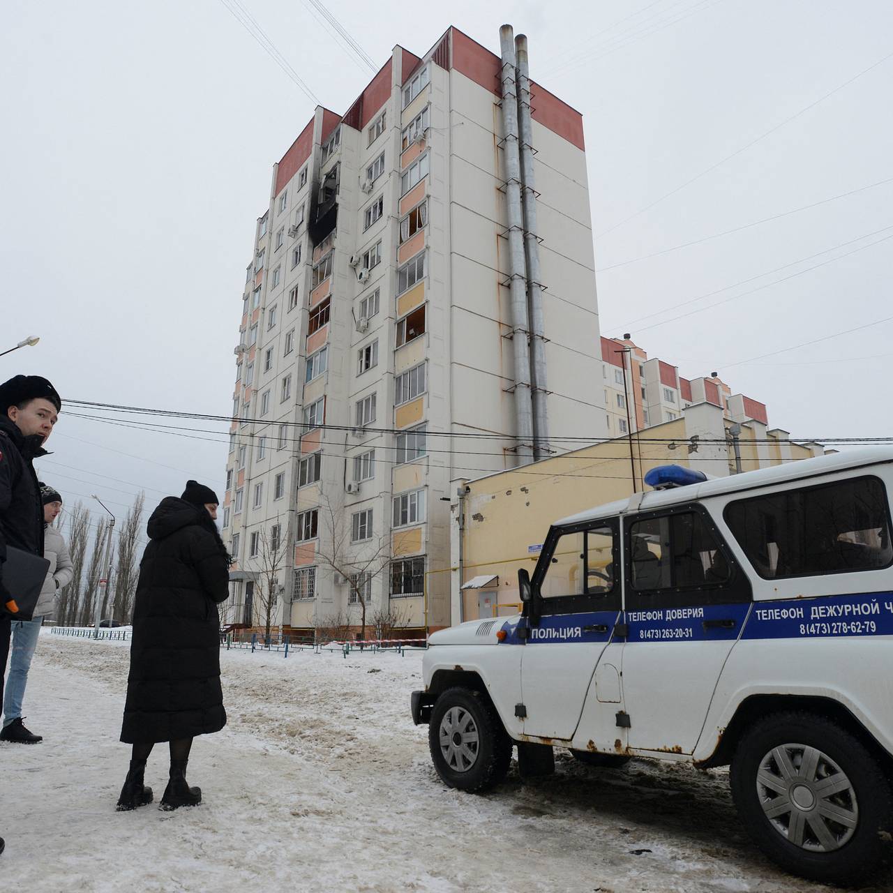 Жительница Воронежа рассказала о первых минутах после падения обломков  дрона ВСУ: Общество: Россия: Lenta.ru