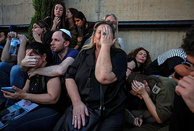 Израильская семья во время атаки ХАМАС в октябре 2023 года