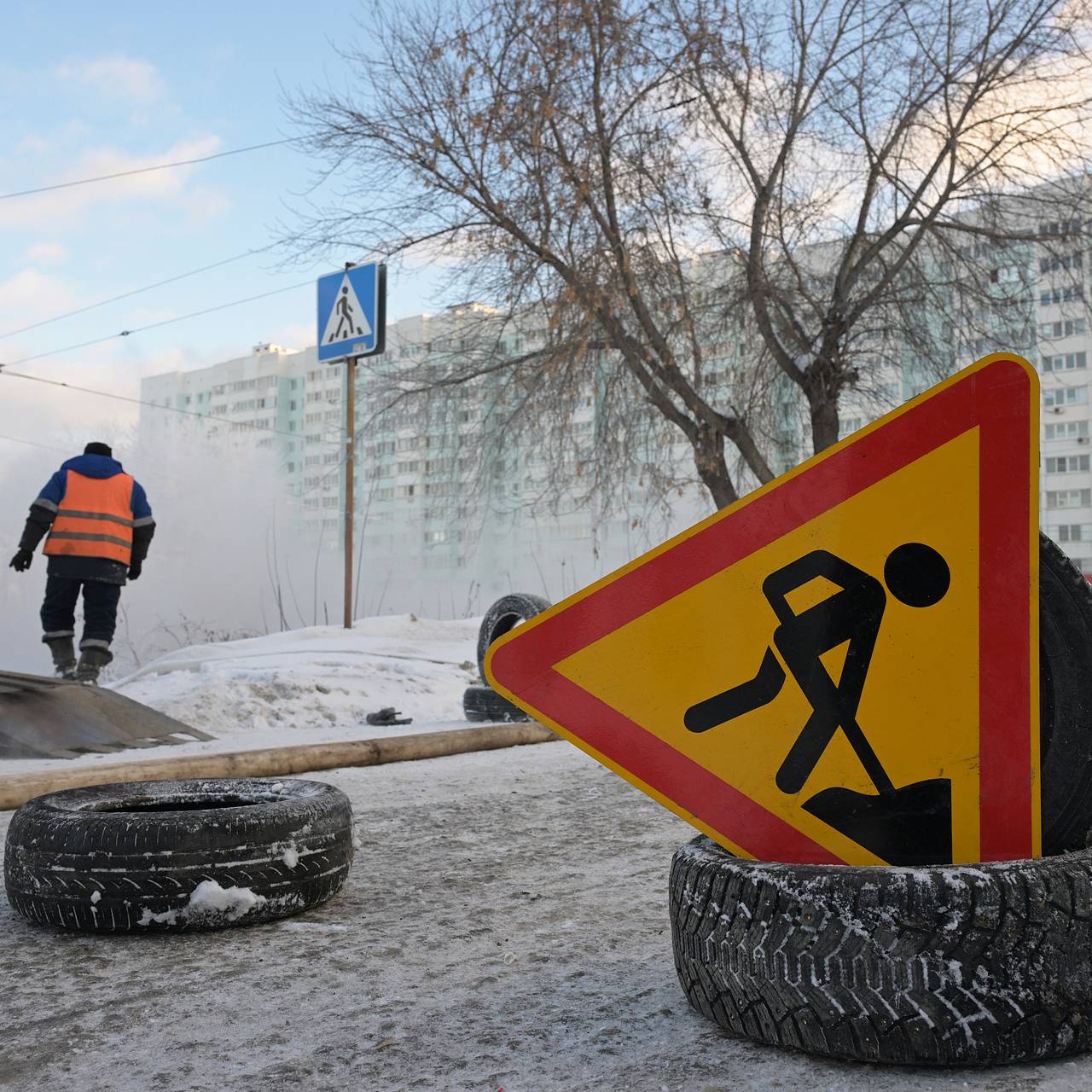 В российском городе ввели режим ЧС из-за постоянных коммунальных аварий:  Город: Среда обитания: Lenta.ru