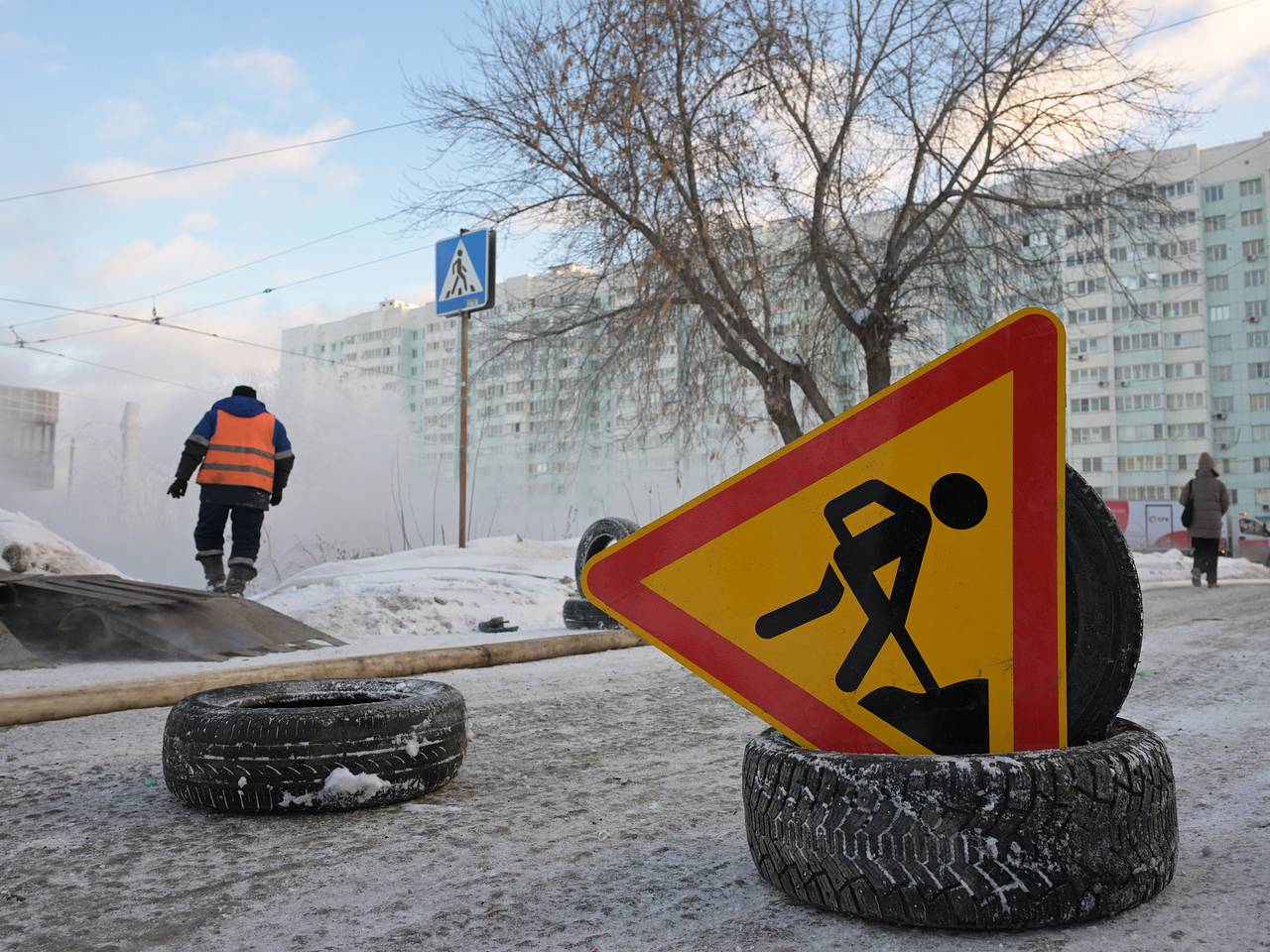 В российском городе ввели режим ЧС из-за постоянных коммунальных аварий:  Город: Среда обитания: Lenta.ru