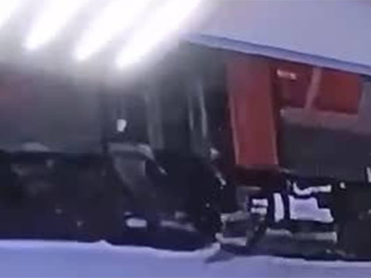 Частное порно с русской проводницей поезда в купе