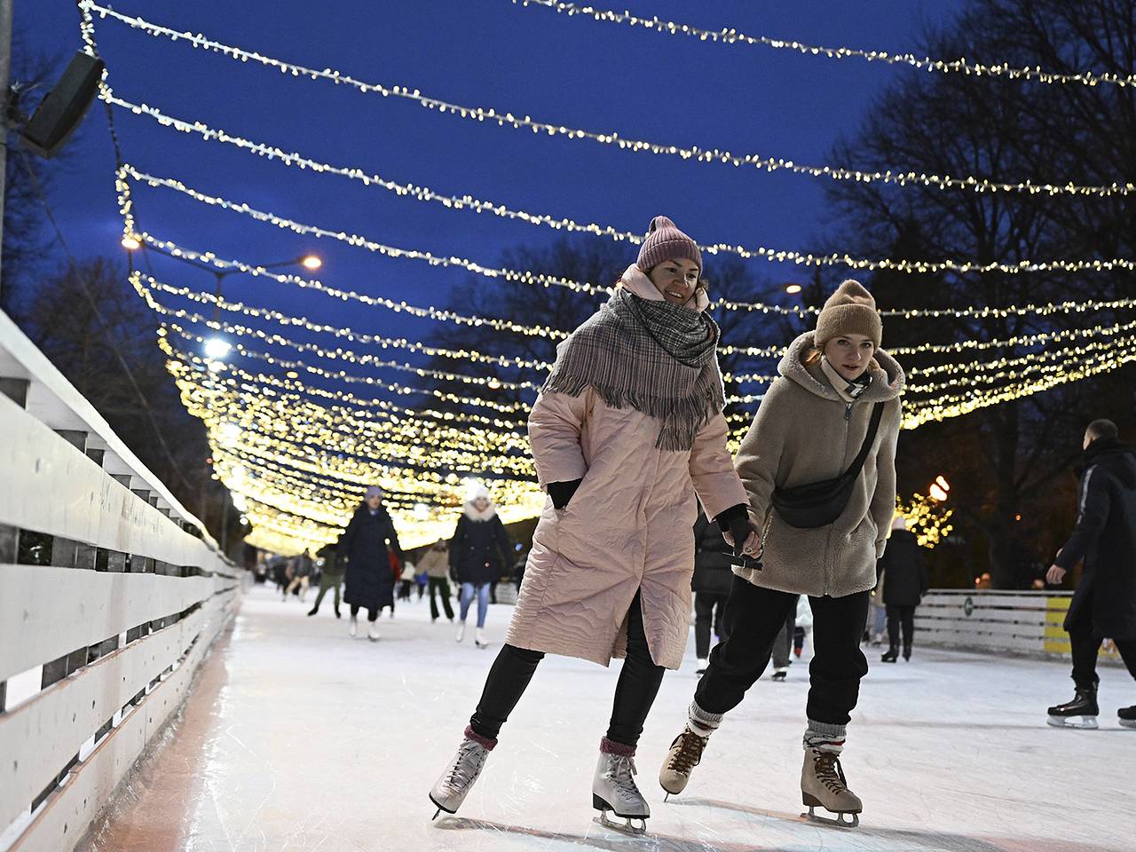 Лучшие катки в Москве: бесплатные и платные