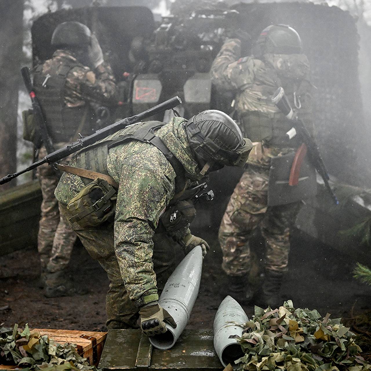 Российские войска нанесли групповой удар по военным объектам на Украине:  Общество: Россия: Lenta.ru