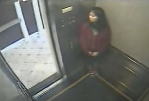 Загадочная запись с камер видеонаблюдения из кабины лифта спровоцировала возникновение сотен теорий заговора относительно исчезновения Элизы Лэм