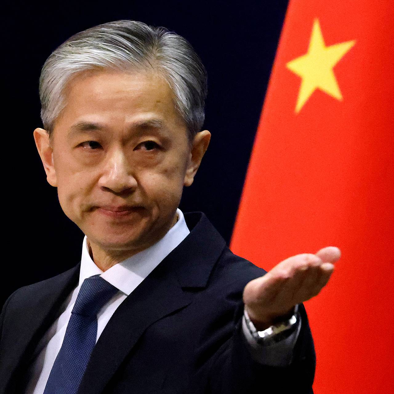 Рф сша китай флаг. Зачем сша китай. Война китая и сша. Экономическая война китая и сша. Зачем сша китай.