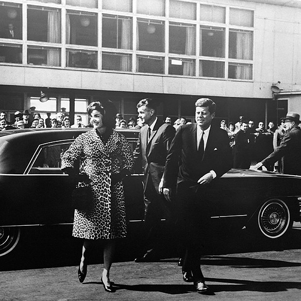 Жаклин Кеннеди в скандальном пальто, 1962 год