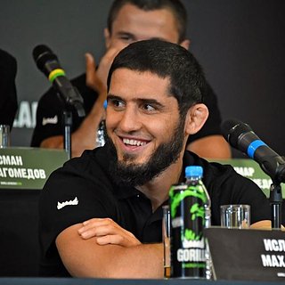 Отказавшийся считать MMA спортом Карелин ответил на вопрос о таланте Махачева