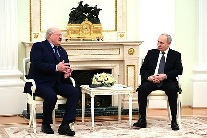 Путин рассказал об энергично развивающихся отношениях России и Белоруссии