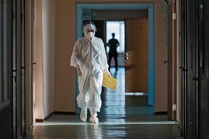 В России у кашлявшей кровью при детях сотрудницы школы нашли заразную болезнь