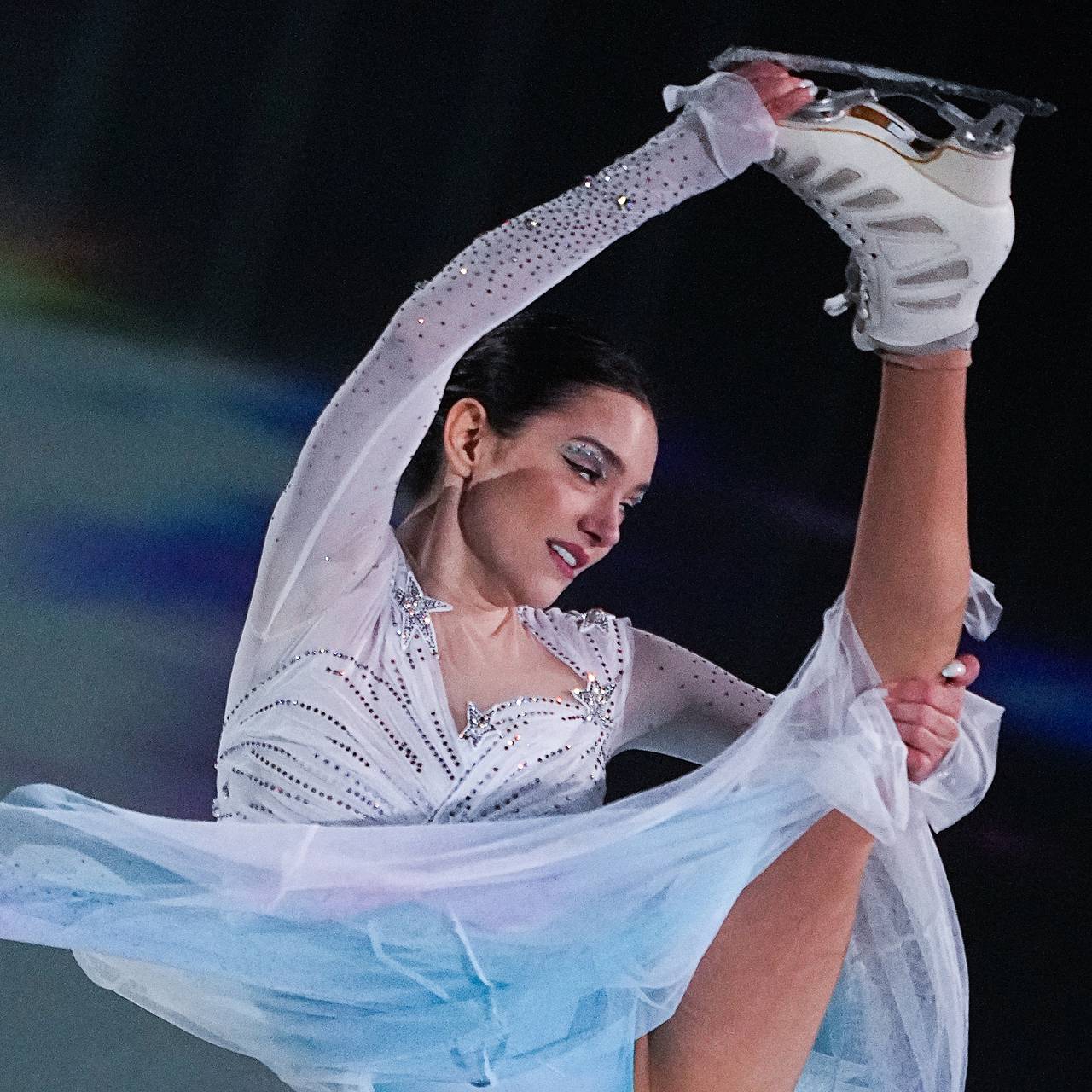 Сексуализация фигуристок. Саша трусова фигуристка 2021. Канадская фигуристка кейтлин осмонд. Канадская фигуристка кейтлин осмонд. Худайбердиева базин.