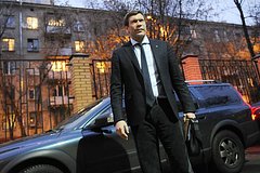Олег Царев
