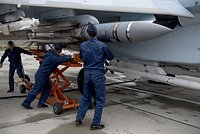Россия нанесла массированный удар по военным объектам Украины. Среди целей мог быть аэродром для истребителей F-16 