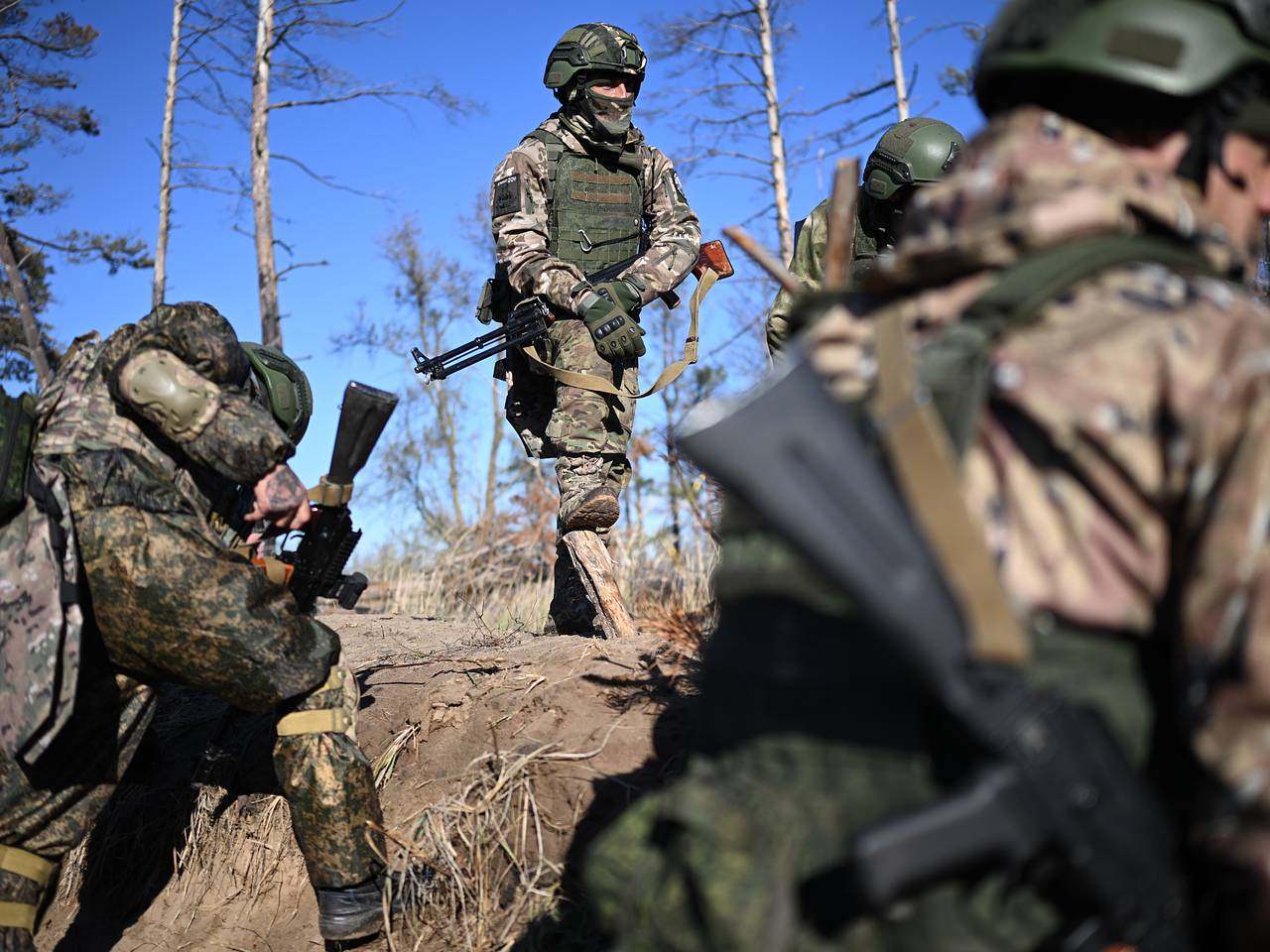 Военная пенсия в 2024 году: когда и на сколько повысится, кому положена:  Социальная сфера: Экономика: Lenta.ru