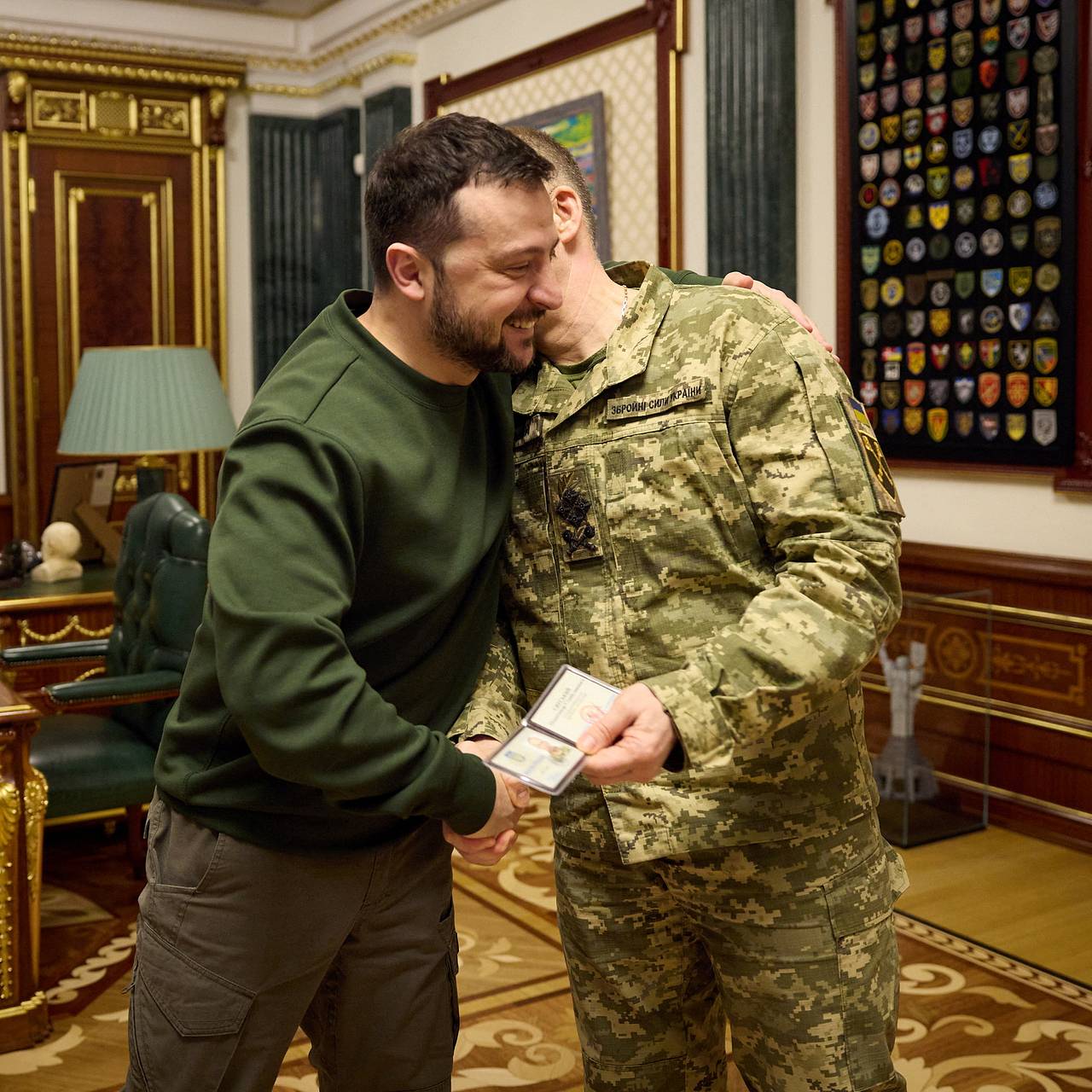 Замом главкома ВСУ стал полковник, сделавший «первый выстрел» в Донбассе. В  2014 году он нарушил приказ, открыв огонь: Украина: Бывший СССР: Lenta.ru