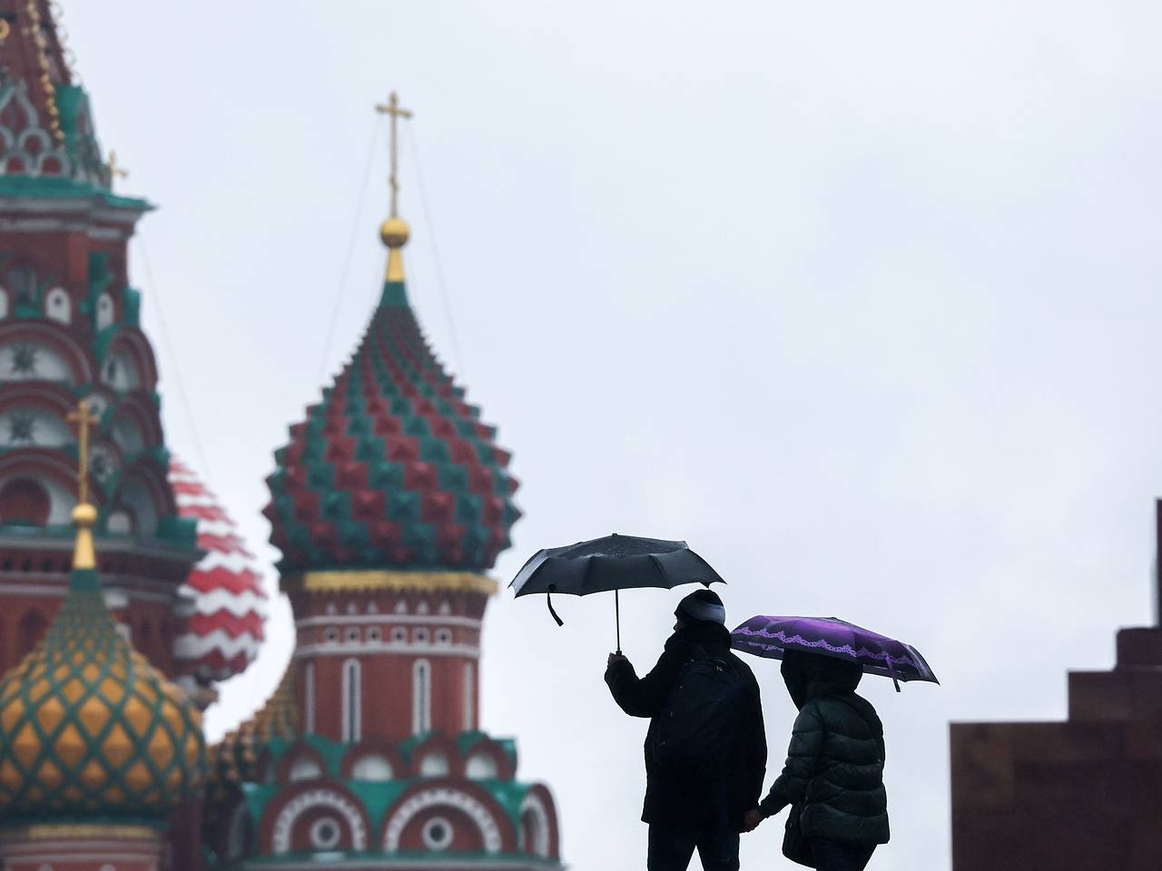 Производственный календарь на март 2024 года: рабочие дни, выходные и  праздники: Общество: Россия: Lenta.ru