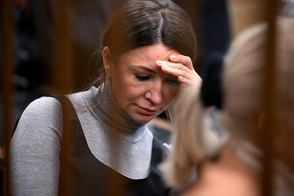 Блиновская расплакалась в суде