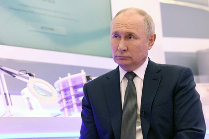 Путин призвал привлекать на работу в школы «побольше крутых мужиков»