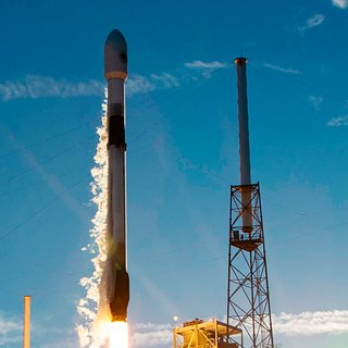 Ракета SpaceX стартовала в 300-й раз