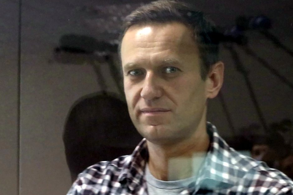 Алексей Навальный во время рассмотрения апелляции на решение суда о замене для него условного наказания на реальное по делу «Ив Роше»