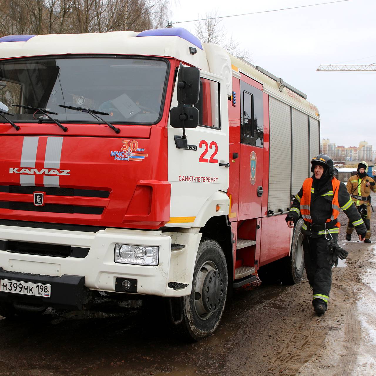 В Ленобласти при пожаре в здании взорвался газовый баллон: Общество:  Россия: Lenta.ru