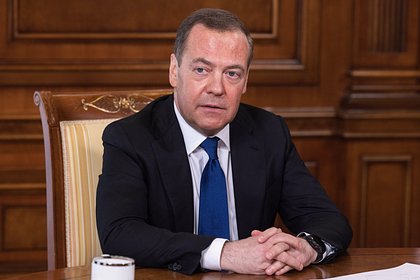 Медведев назвал русских и украинцев одним народом