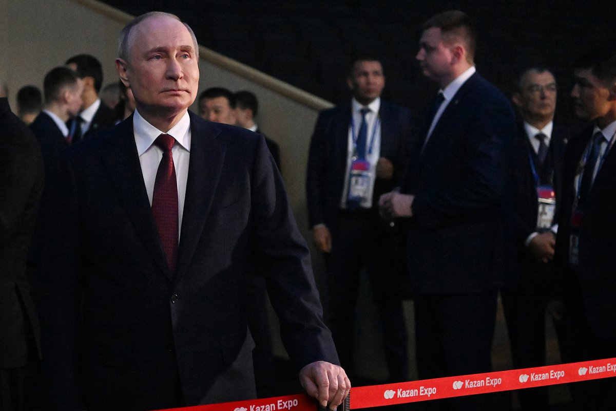 Президент Владимир Путин после церемонии открытия международного турнира «Игры Будущего» в Казани, 21 февраля 2024
