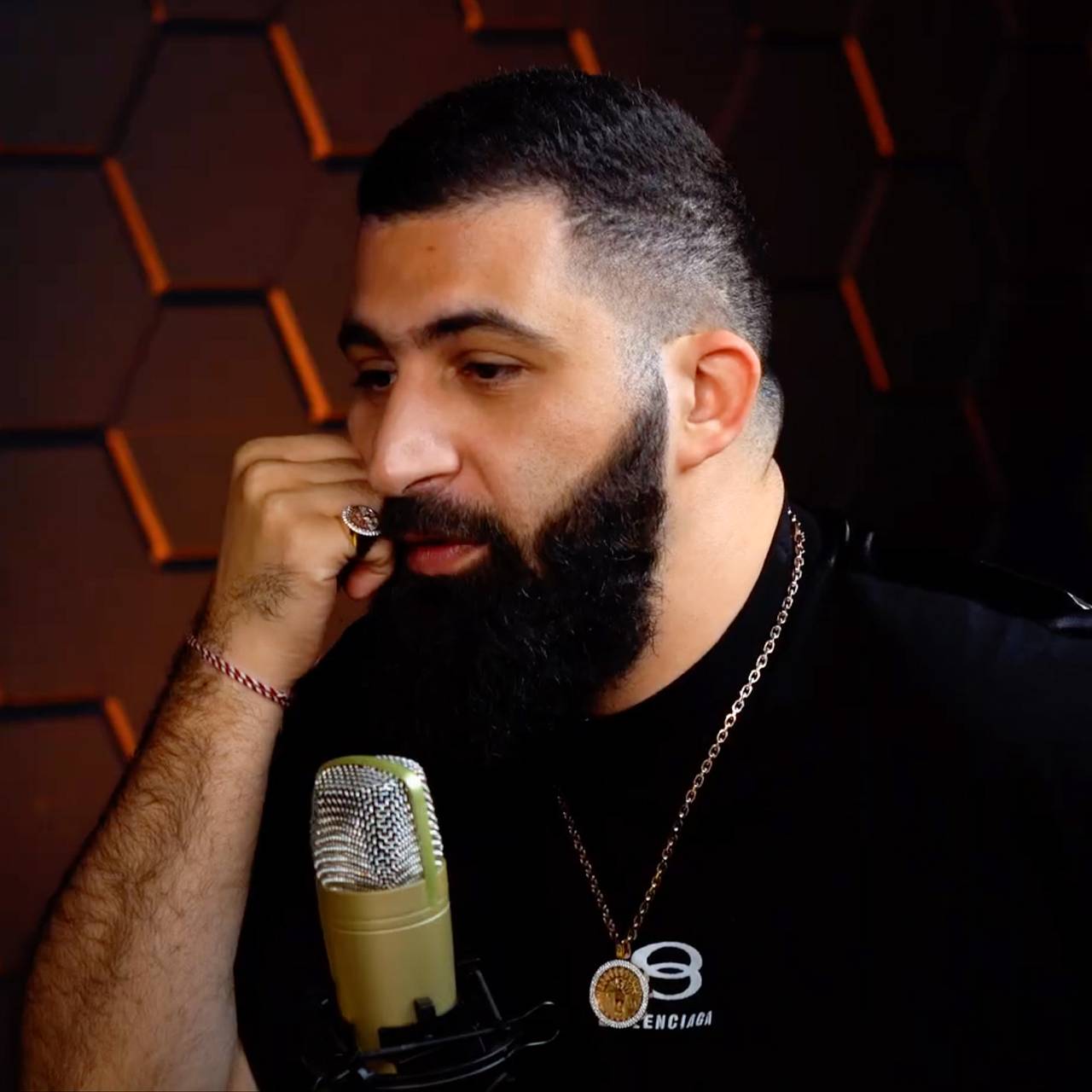 Гурам Амарян. Кадр: ArmComedy / YouTube