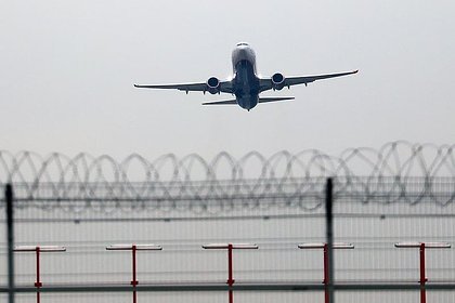 Российский пассажирский самолет сделал петлю и вернулся в аэропорт вылета