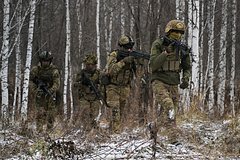 В России появились два новых военных округа из-за расширения НАТО. Что это изменит?
