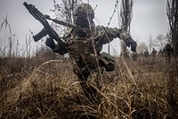 От 18 до 60 лет. На Украине заявили, что власти хотят включить в реестр военнообязанных не только мужчин, но и женщин