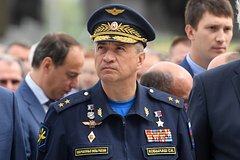 Международный уголовный суд хочет арестовать двух российских командующих. Чем они известны?