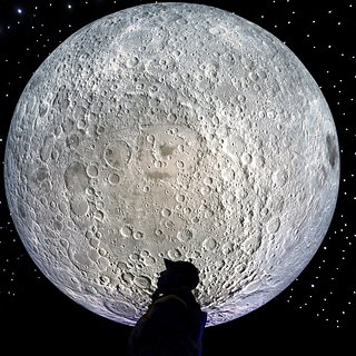 Китай высказался об использовании ресурсов Луны