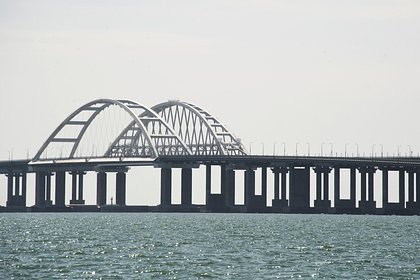 На Крымском мосту восстановили движение автотранспорта