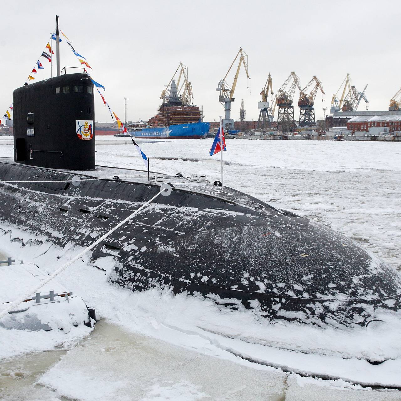 Подлодка «Можайск» выполнит глубоководные погружения: Оружие: Наука и  техника: Lenta.ru