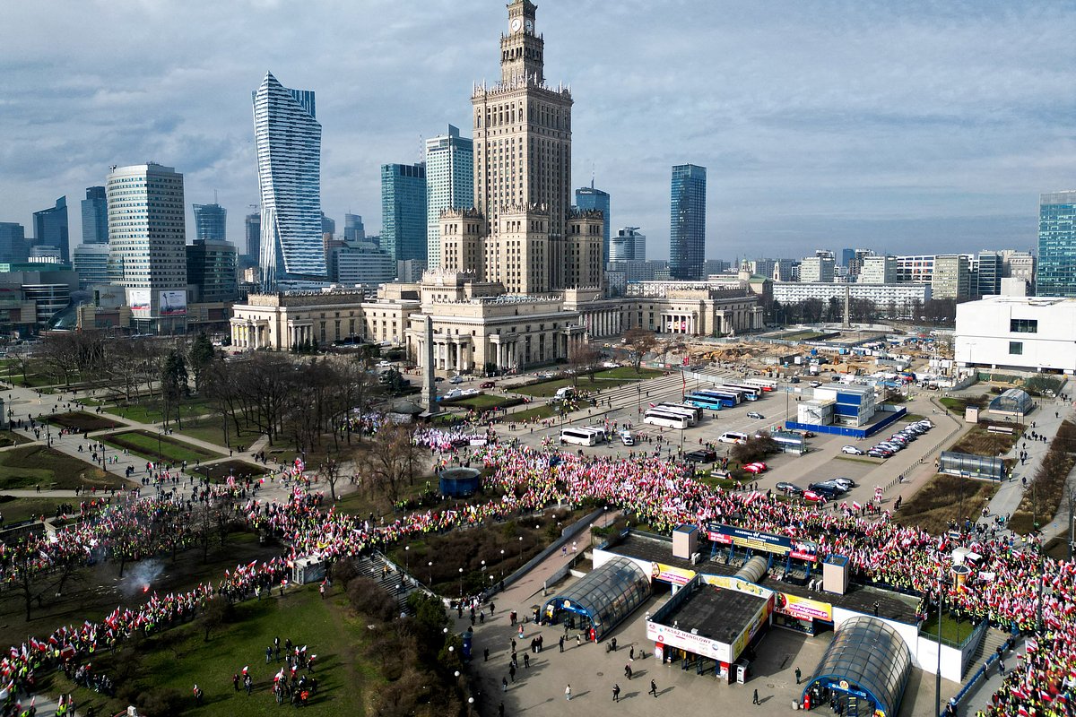 Акция протеста фермеров в Варшаве, Польша, 27 февраля 2024 года
