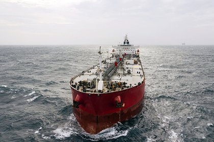Морские перевозки российской нефти рекордно выросли