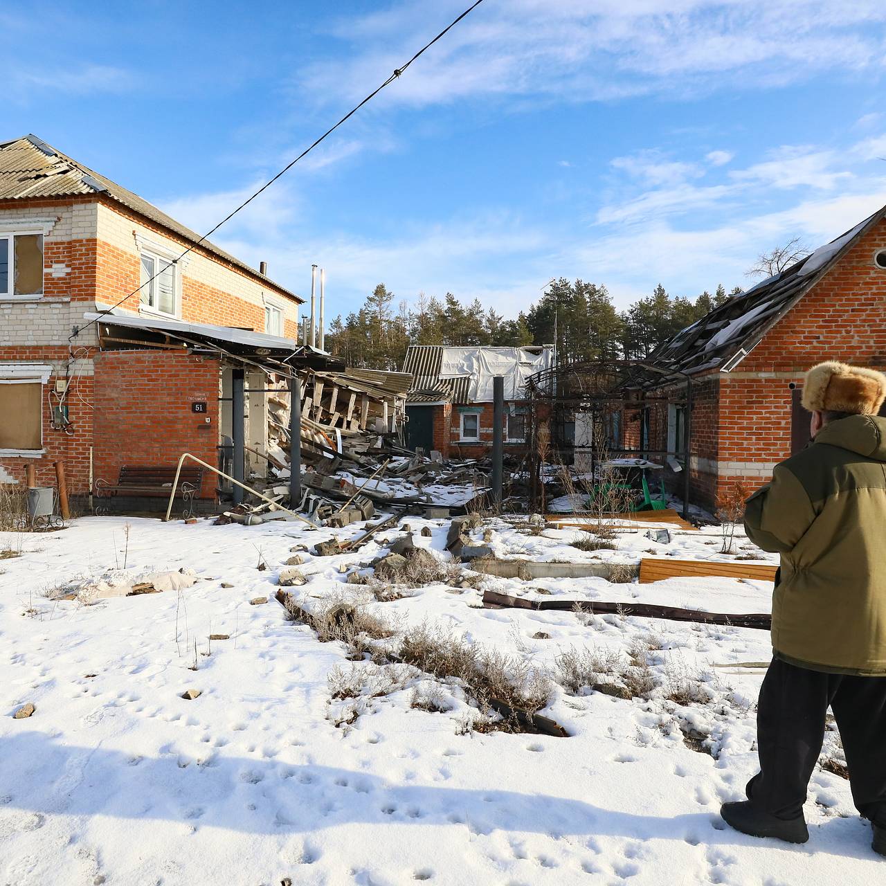 Беспилотник упал на крышу торгового центра в Белгороде: Происшествия:  Россия: Lenta.ru