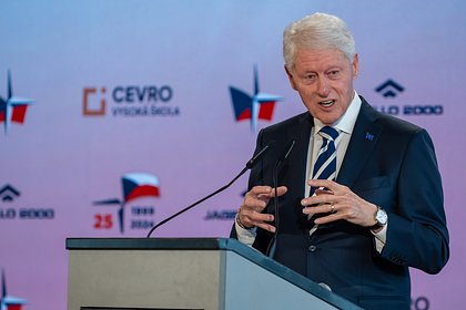 Клинтон рассказал о попытках сделать Россию и США партнерами
