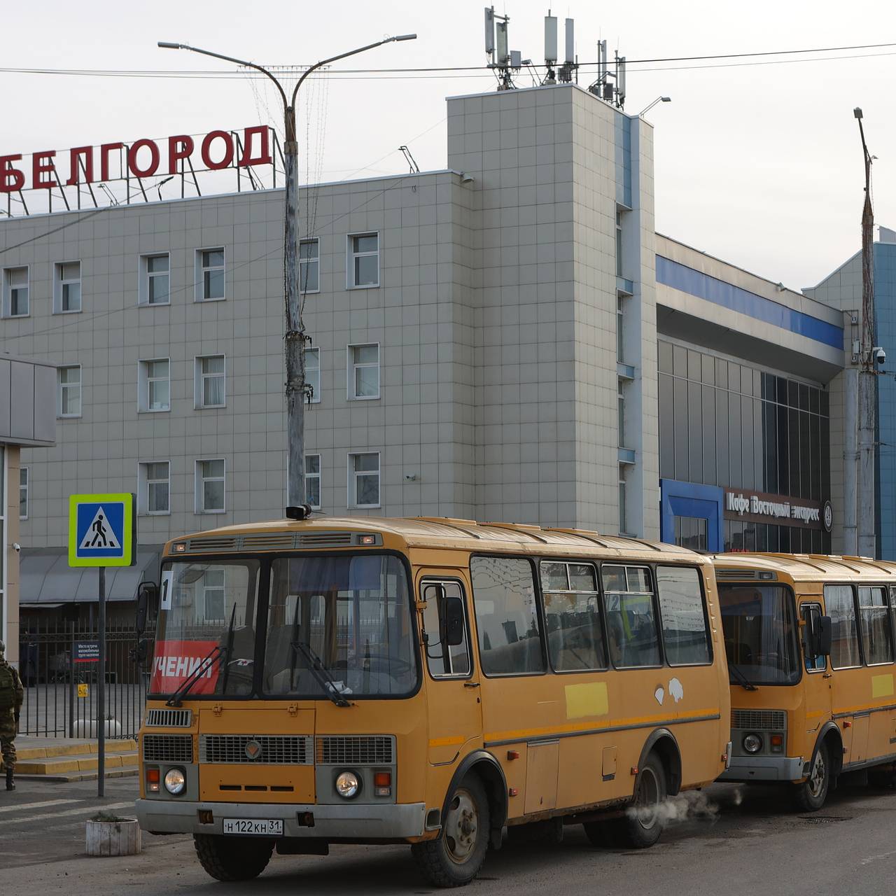 Стало известно об ударе ВСУ по жилому дому в Белгороде: Общество: Россия:  Lenta.ru