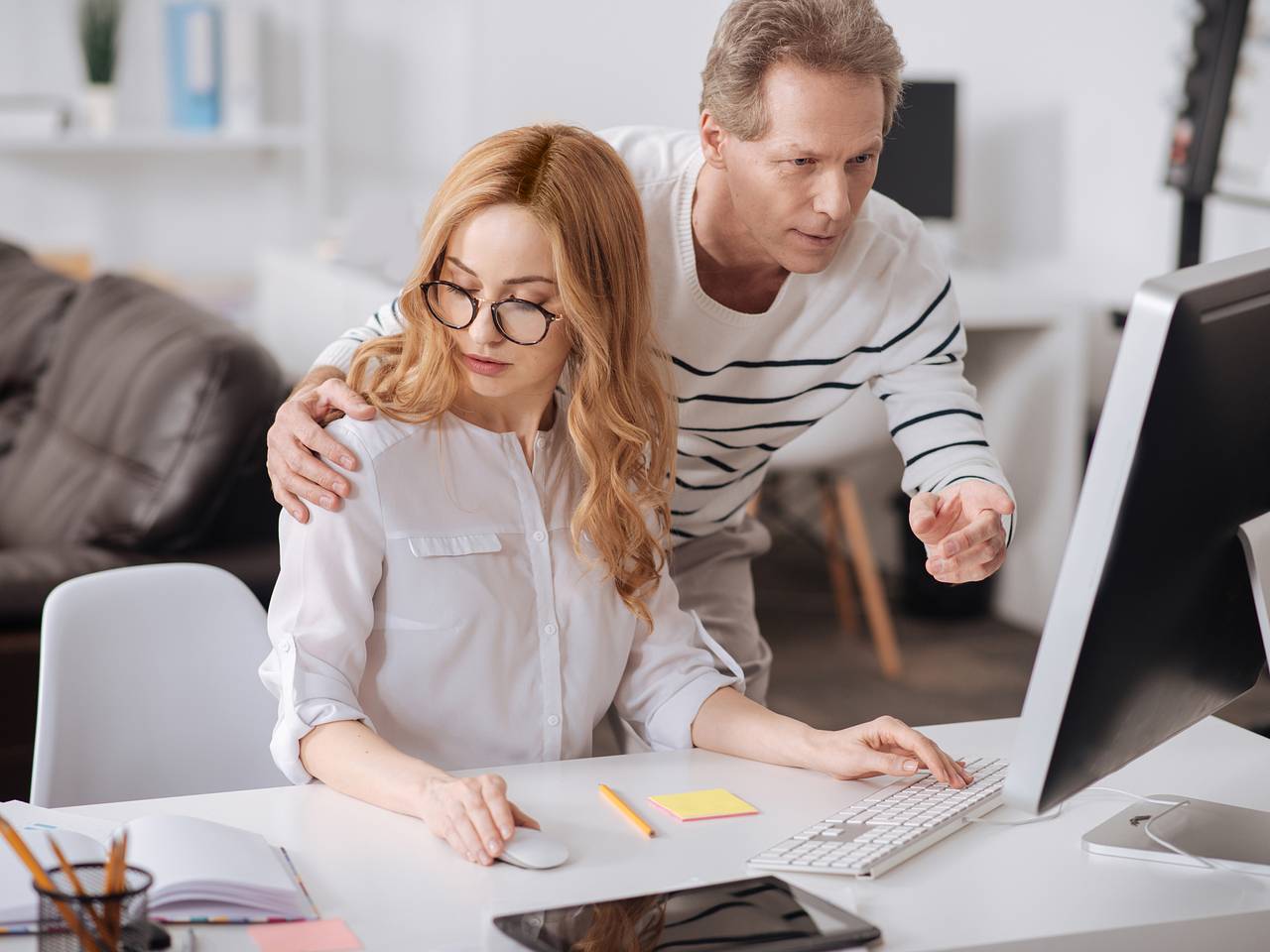 Сексуальные домогательства на работе - שי קרבצקי - משרד עורכי דין