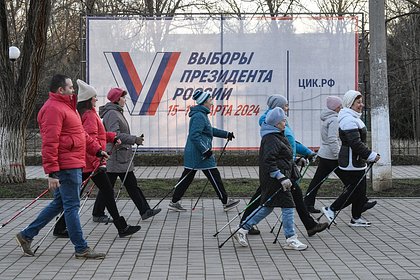 В России открылись первые участки для голосования на выборах президента