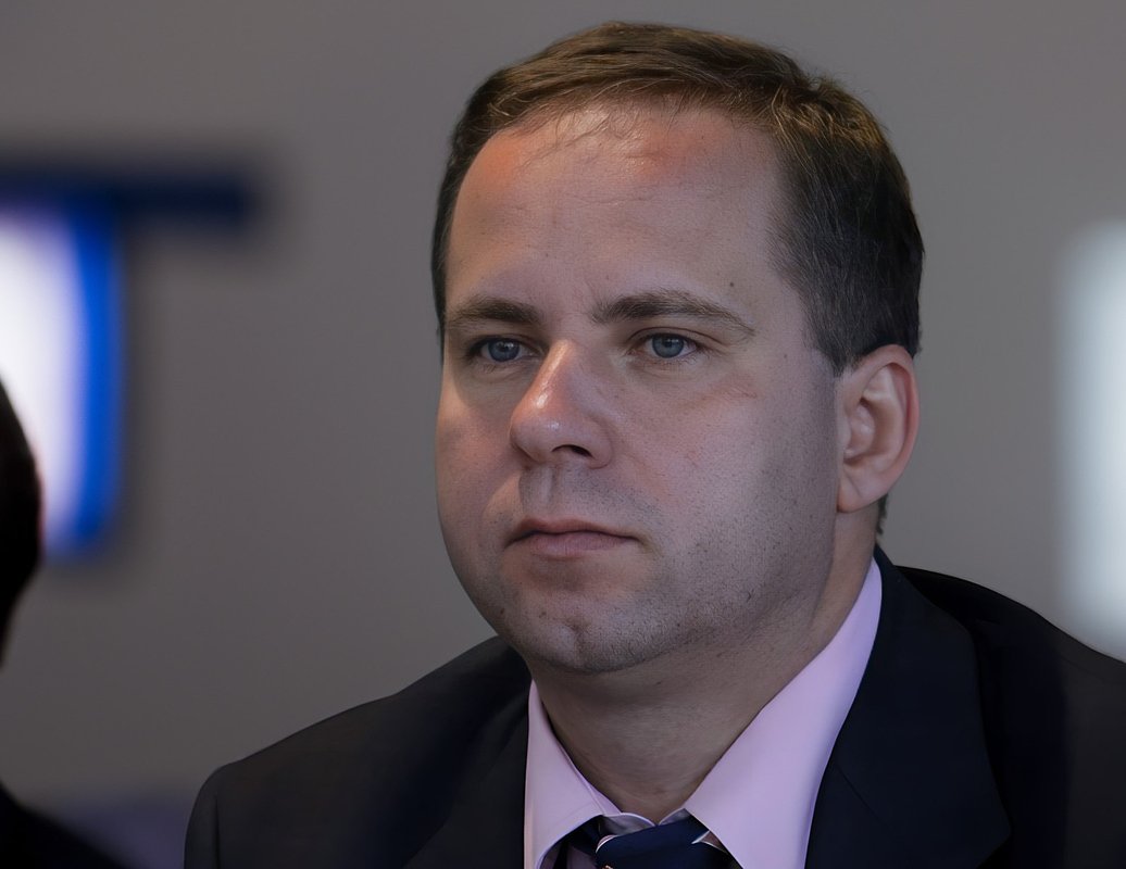 Валерий Мирошников — опытный управленец и финансист
