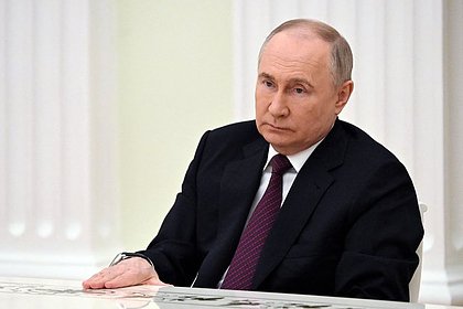 Путин назвал экономику главной в программе развития России